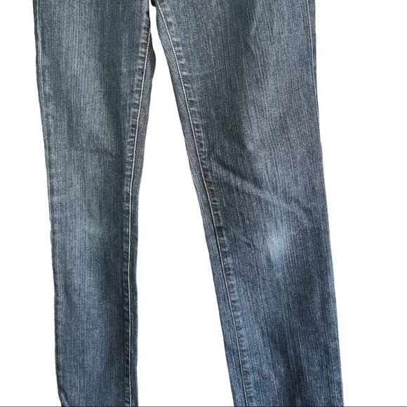 Joe’s Cigarette Jeans in Otis Wash, Size 27 - Picture 7 of 9